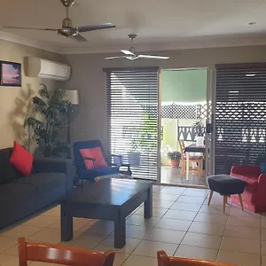  Apartment A Retreat, 2br - Reid Park -townsville